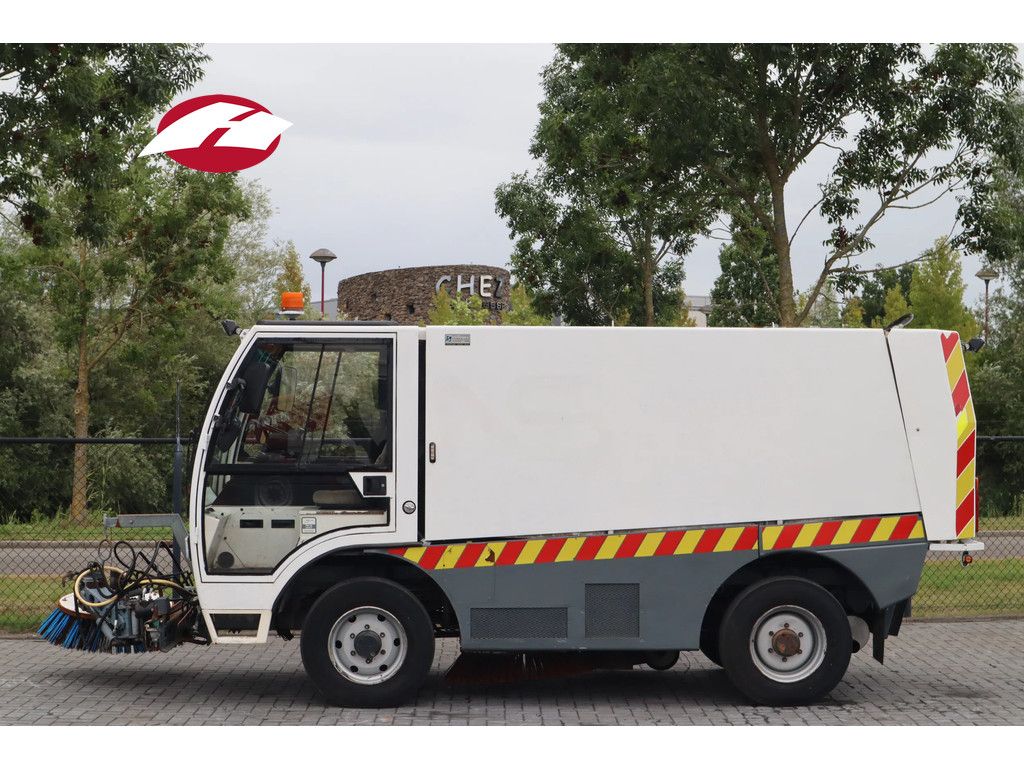AEBI MFH 5000 | FRONT BRUSH | 1.000 L TANK | SWEEPER