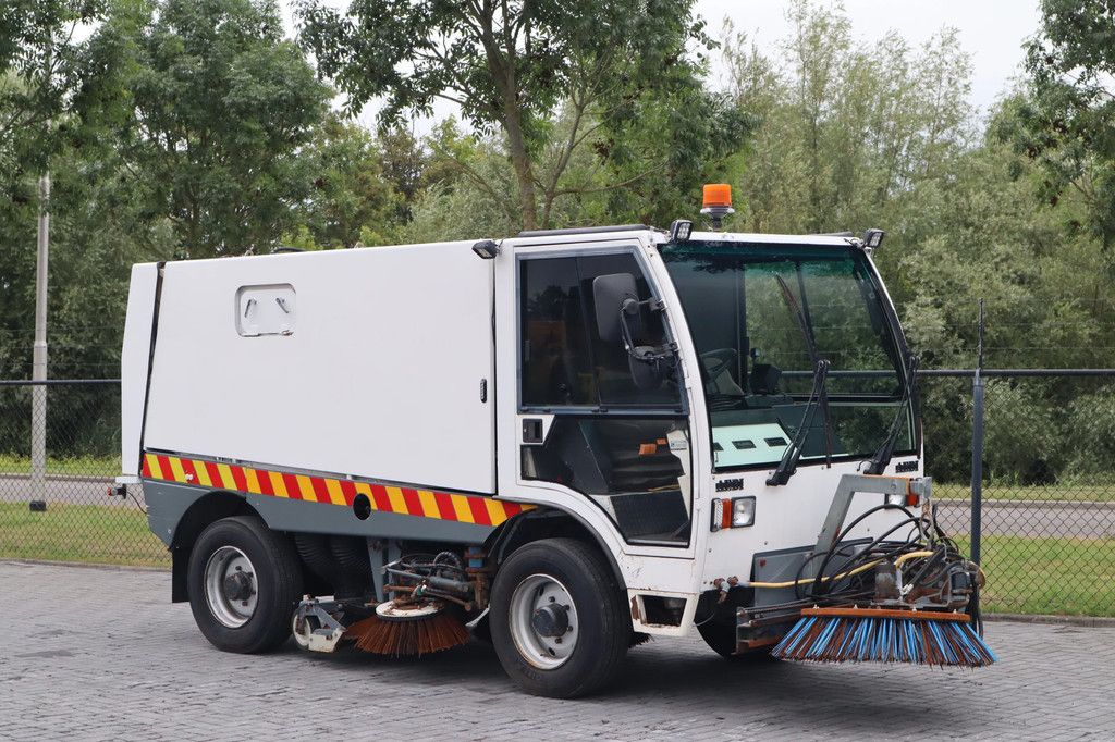 AEBI MFH 5000 | FRONT BRUSH | 1.000 L TANK | SWEEPER