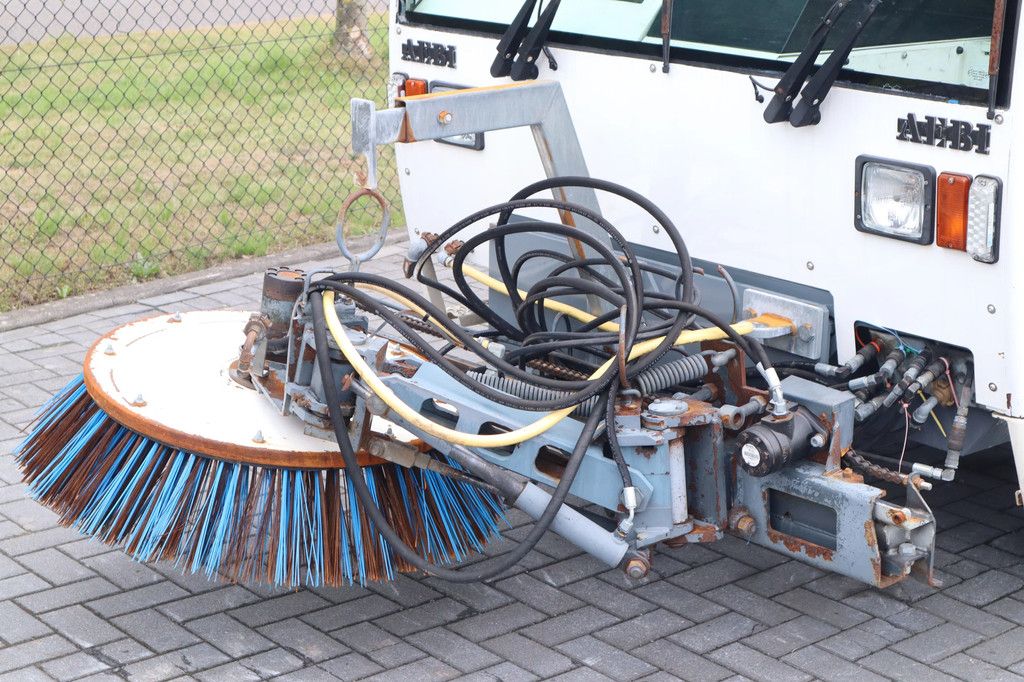 AEBI MFH 5000 | FRONT BRUSH | 1.000 L TANK | SWEEPER