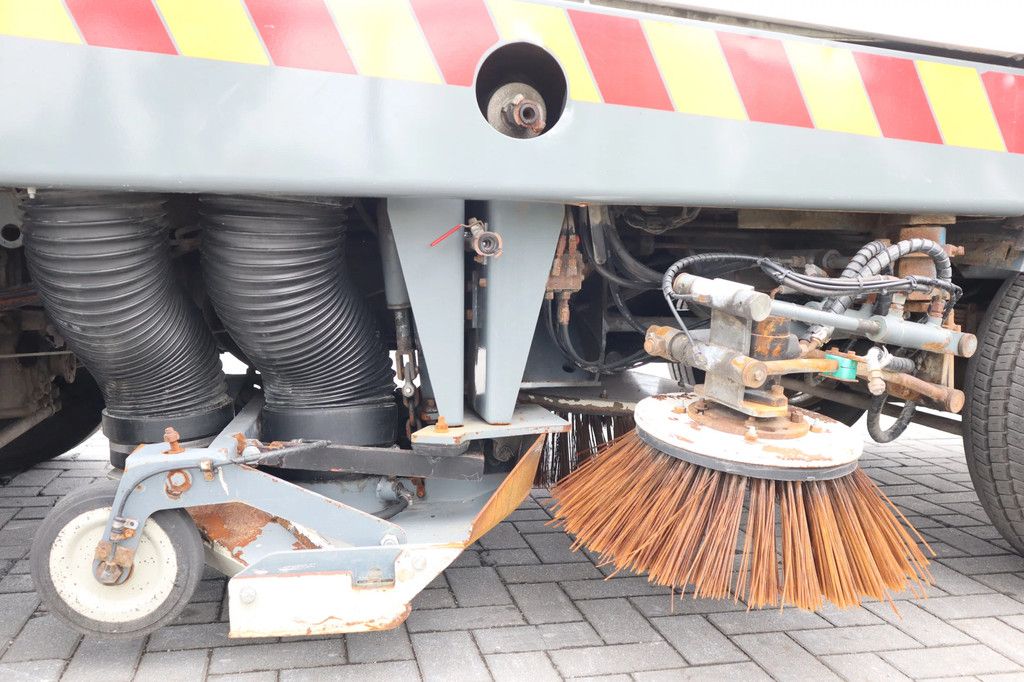 AEBI MFH 5000 | FRONT BRUSH | 1.000 L TANK | SWEEPER