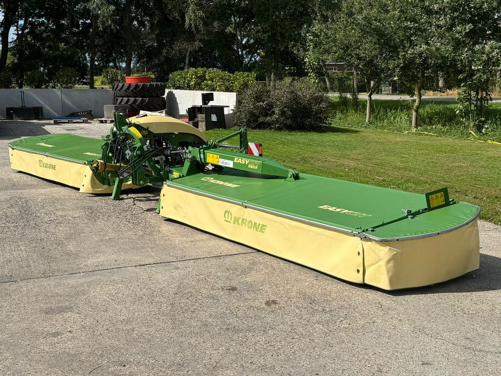 Krone Easy Cut B 1000 Easycut Schijvenmaaier Triple maaier Vlindermaaier Mahwerk Claas B 1000 Easy Cut Vlindermaaier Schijvenmaaier Triple