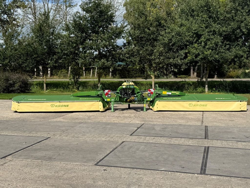 Krone Easy Cut B 1000 Easycut Schijvenmaaier Triple maaier Vlindermaaier Mahwerk Claas B 1000 Easy Cut Vlindermaaier Schijvenmaaier Triple