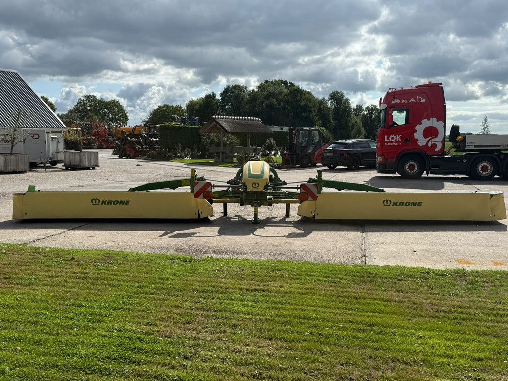 Krone Easy Cut B 1000 Easycut Schijvenmaaier Triple maaier Vlindermaaier Mahwerk Claas B 1000 Easy Cut Vlindermaaier Schijvenmaaier Triple