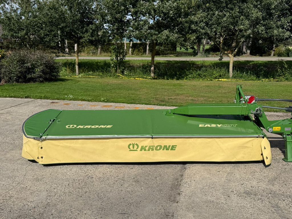 Krone Easy Cut B 1000 Easycut Schijvenmaaier Triple maaier Vlindermaaier Mahwerk Claas B 1000 Easy Cut Vlindermaaier Schijvenmaaier Triple