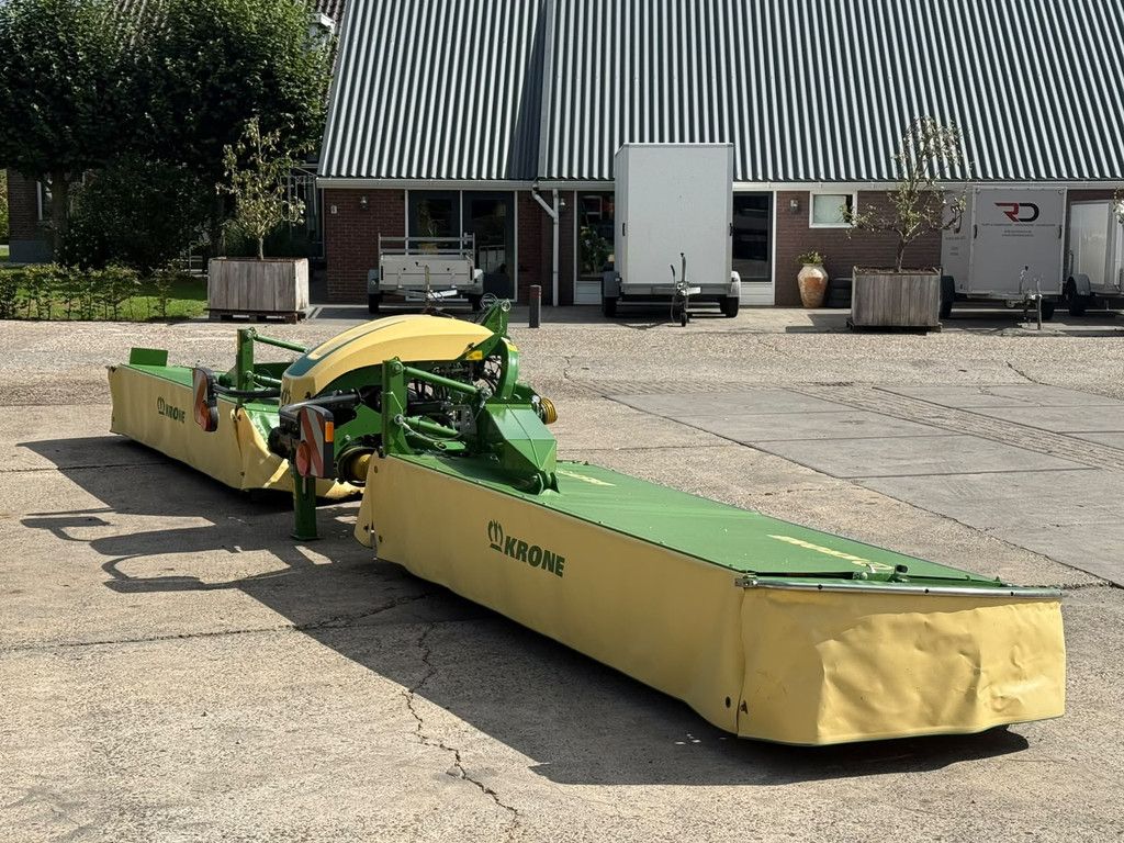 Krone Easy Cut B 1000 Easycut Schijvenmaaier Triple maaier Vlindermaaier Mahwerk Claas B 1000 Easy Cut Vlindermaaier Schijvenmaaier Triple