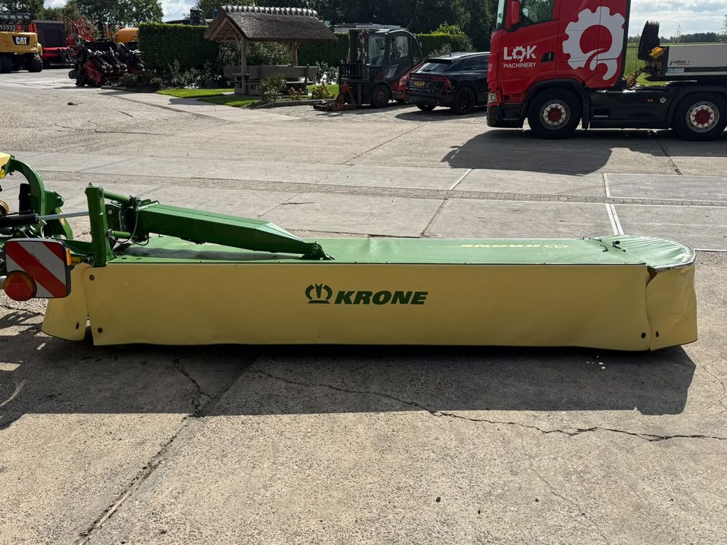 Krone Easy Cut B 1000 Easycut Schijvenmaaier Triple maaier Vlindermaaier Mahwerk Claas B 1000 Easy Cut Vlindermaaier Schijvenmaaier Triple