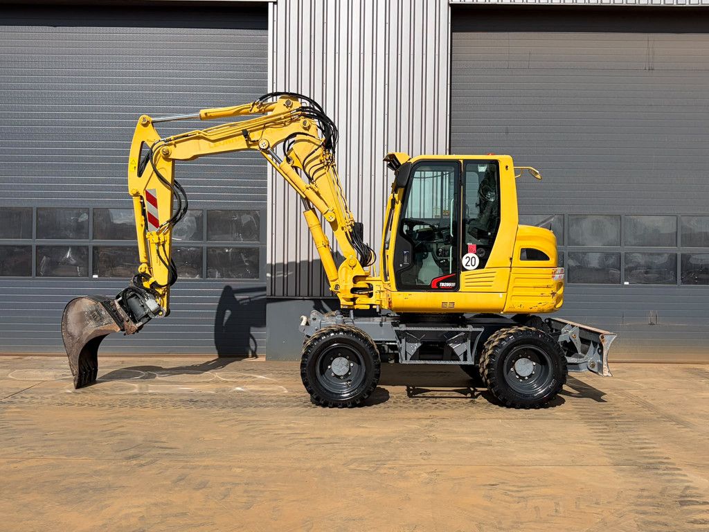 Takeuchi TB295W-1