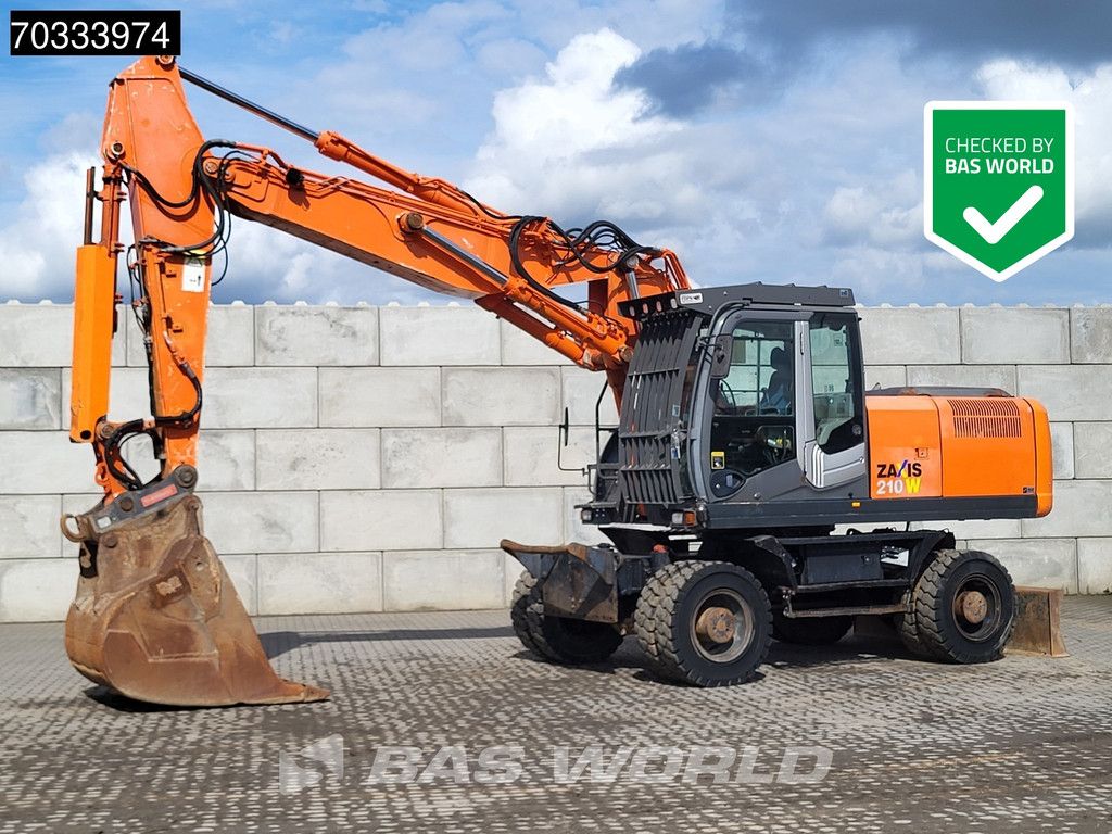 Hitachi ZX210W -3
