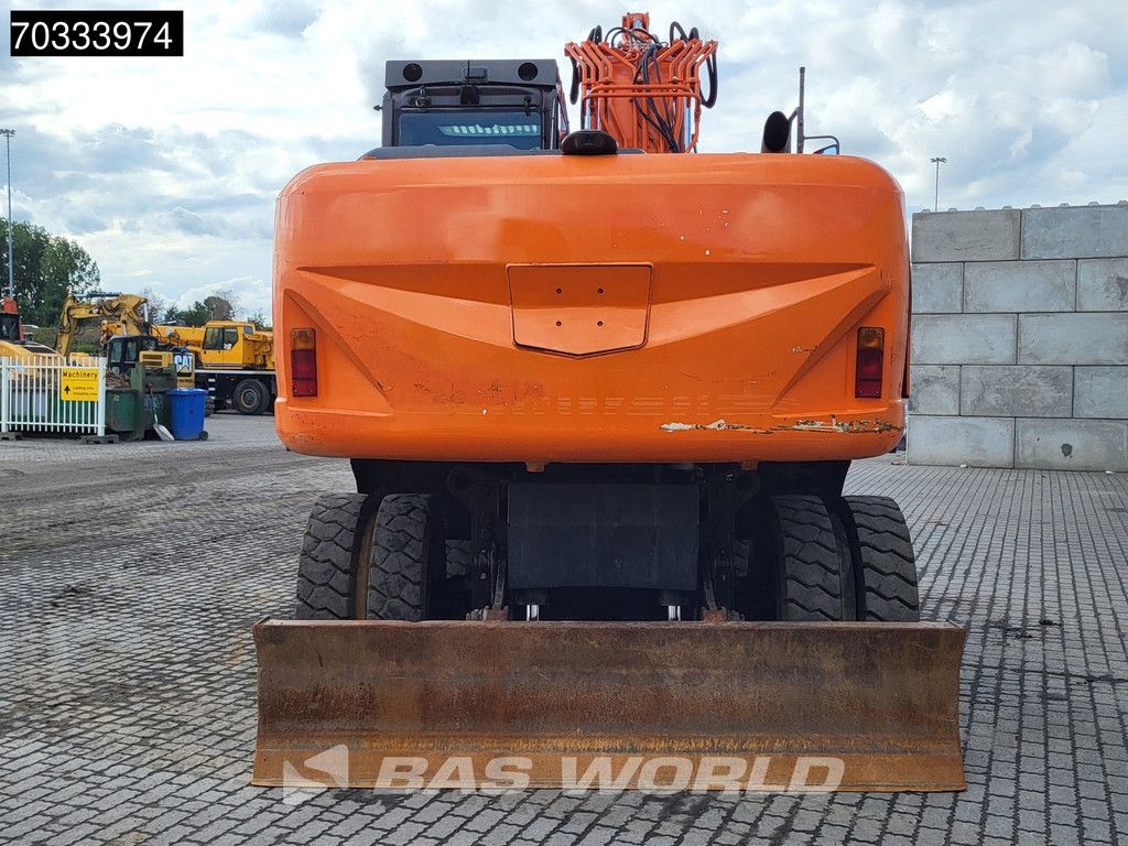 Hitachi ZX210W -3