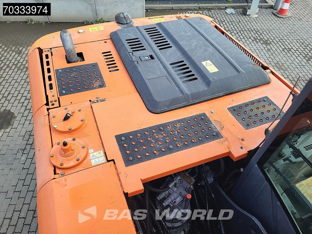 Hitachi ZX210W -3