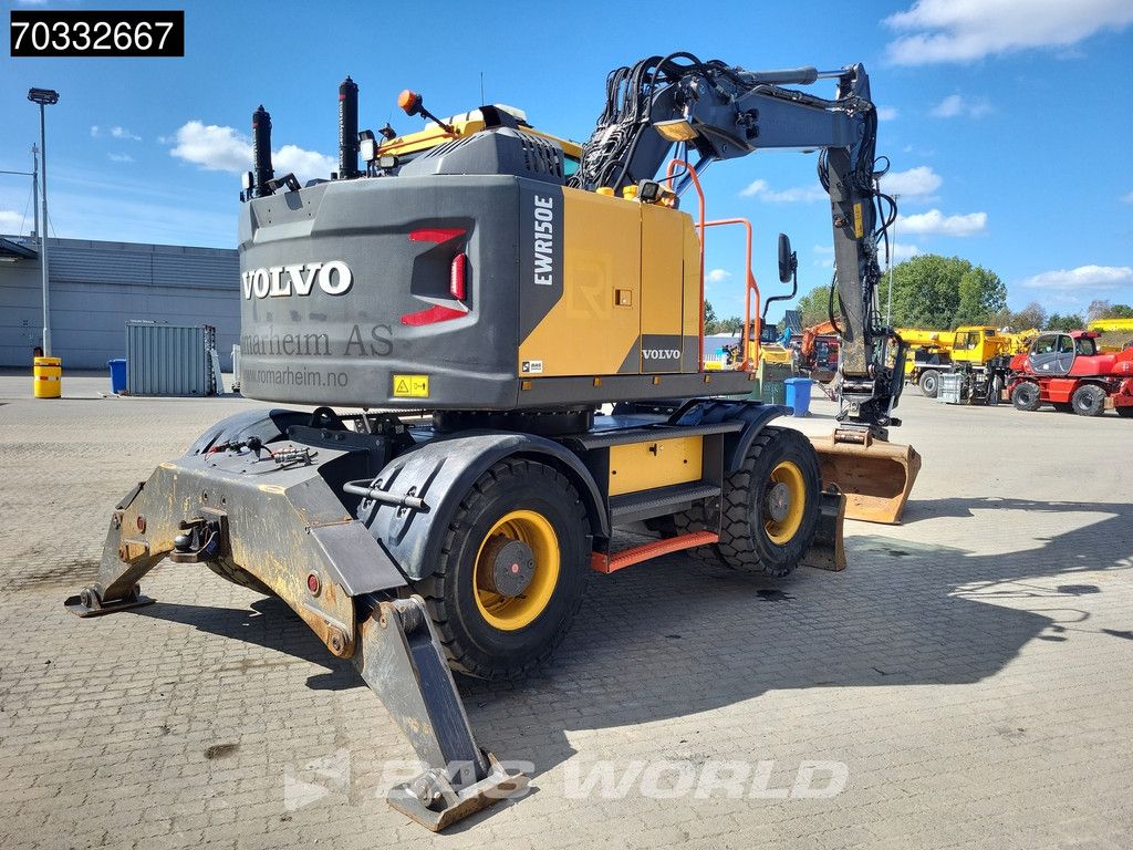 Volvo EWR150 E GPS - Tiltrotator