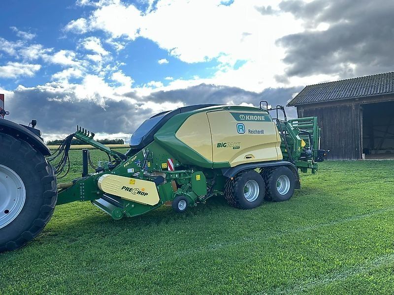 Krone Big Pack 1270 VC mit  PreCh