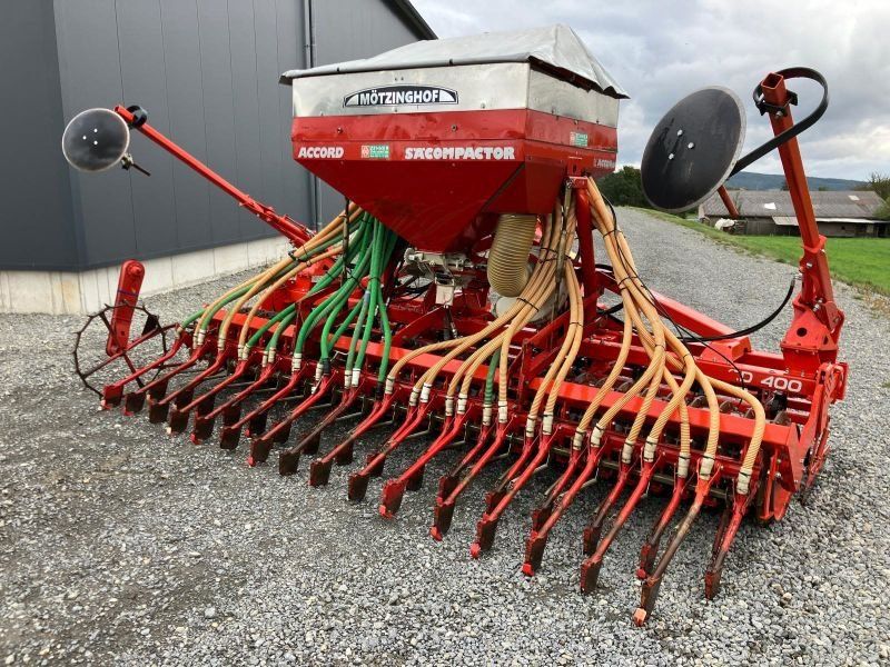 Kuhn CD 400 + ACCORD SÄCOMPACTOR