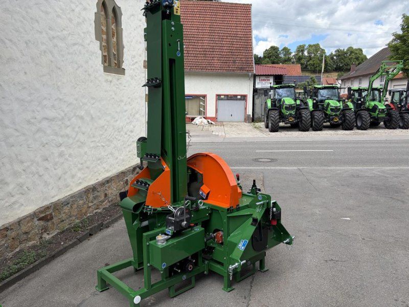Posch Wippsäge mit Förderband PZG-E5,5-400