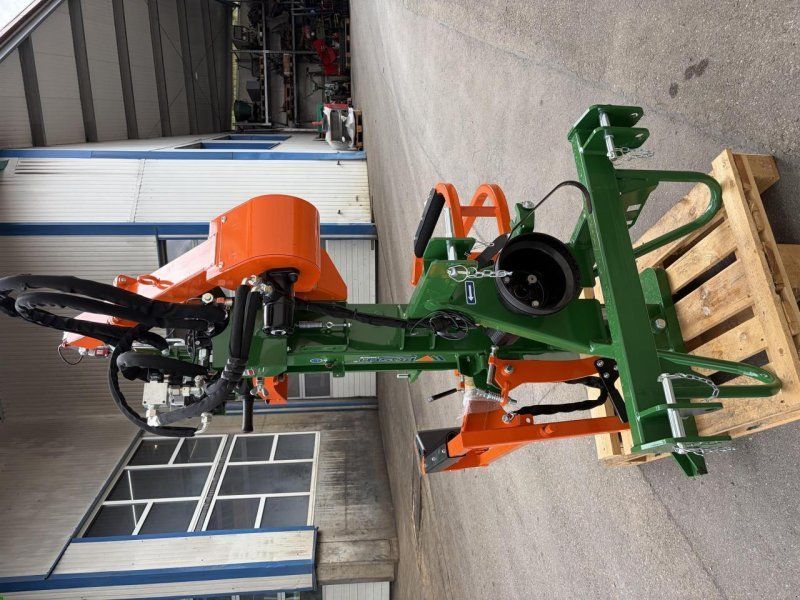 Posch HydroCombi 18 mit Seilwinde