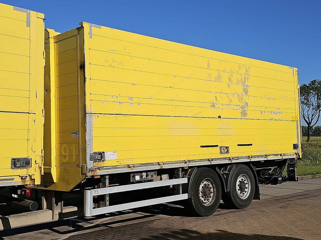 KRONE K + G TEC SZD 18 getränke taillift