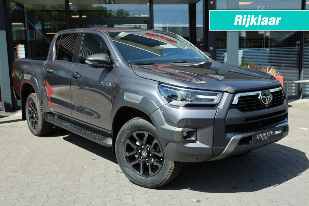 Toyota Hilux 2.8 D-4D DUBBEL CABIN 48V HYBRIDE INVINCIBLE A/T 4WD 2 ZITS VAN ( INCL. BPM GRIJS KENTEKEN )
