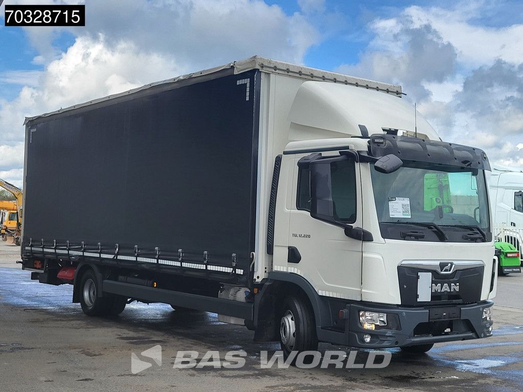 MAN TGL 12.220 4X2 12tonner curtainsider 2000kg Ladebordwand Automatic Airco Euro 6