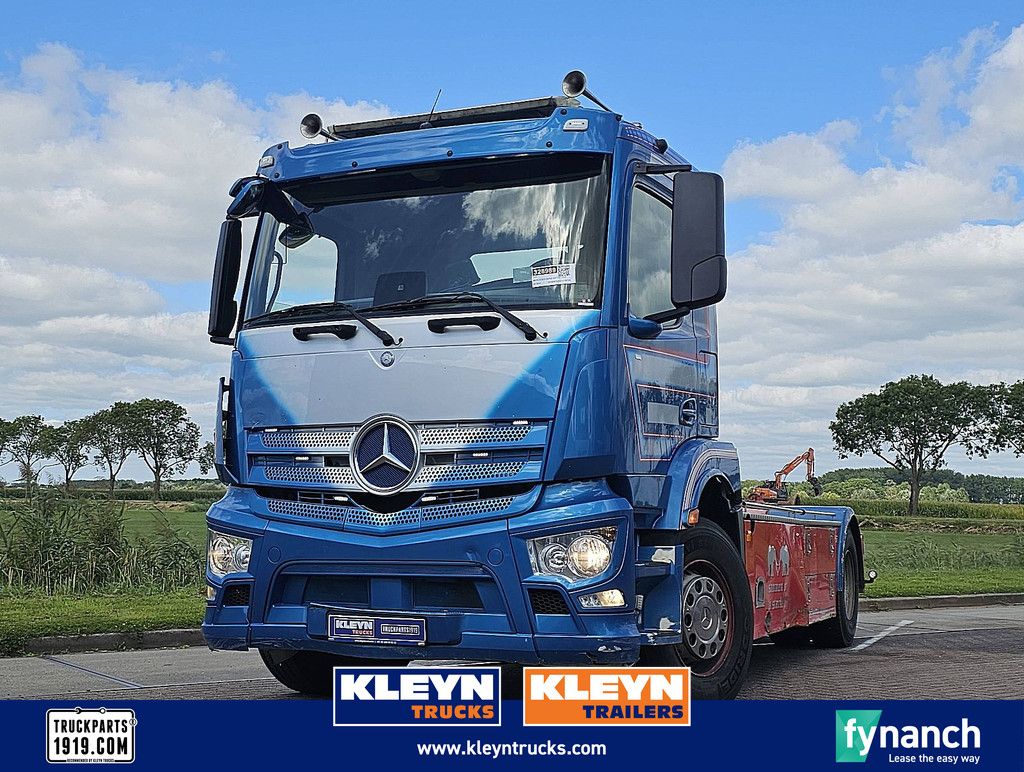 MERCEDES-BENZ ANTOS 1832 4x2 multilift 14t