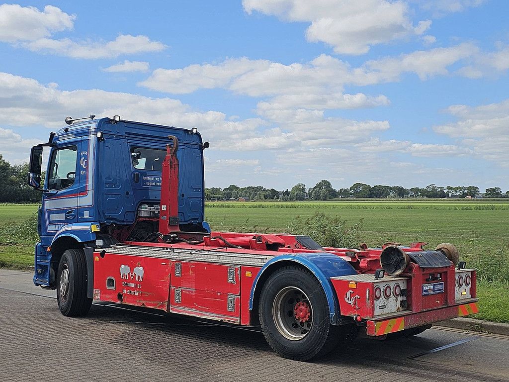 MERCEDES-BENZ ANTOS 1832 4x2 multilift 14t