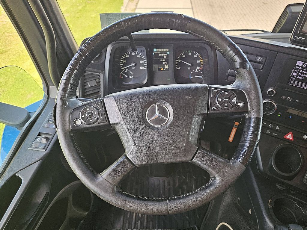 MERCEDES-BENZ ANTOS 1832 4x2 multilift 14t