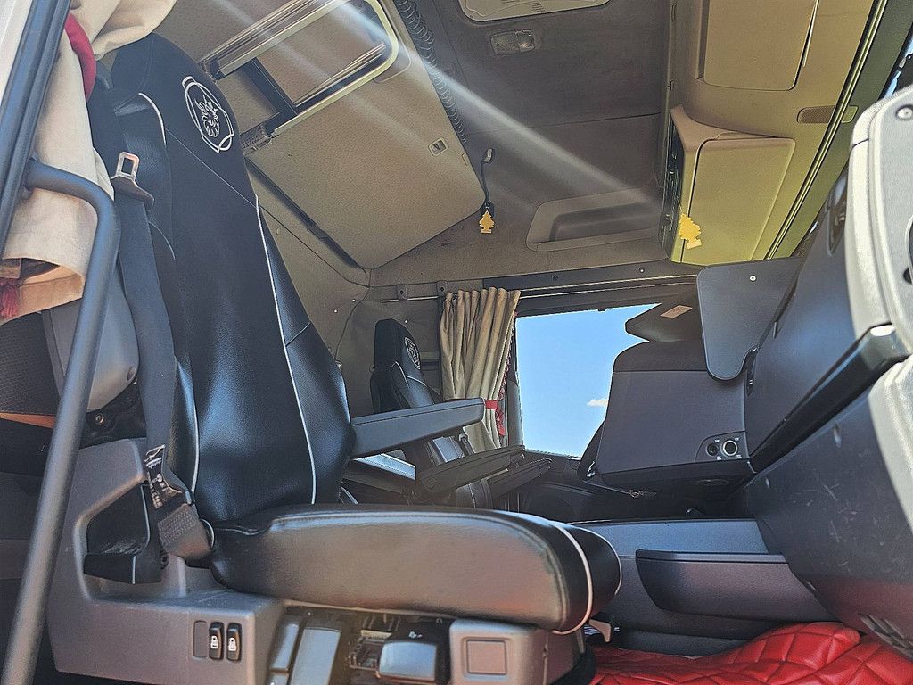 SCANIA R520 komressor