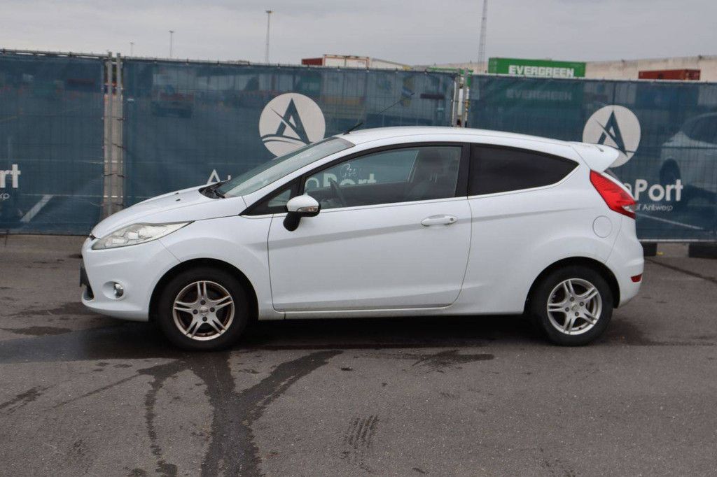 Pkw Ford Fiesta Benzin 96 PS 2010 (Margin)