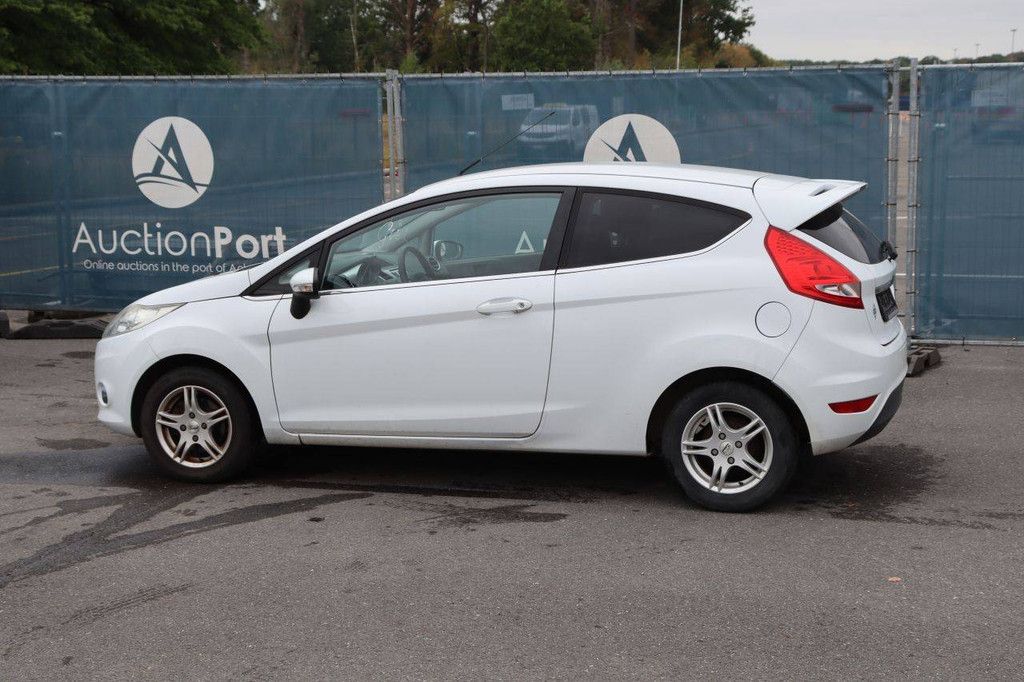 Pkw Ford Fiesta Benzin 96 PS 2010 (Margin)
