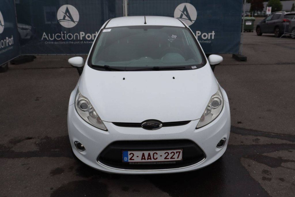 Pkw Ford Fiesta Benzin 96 PS 2010 (Margin)