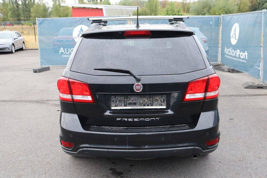 Passenger car Fiat Freemont Diesel 136hp 2013 (Margin)