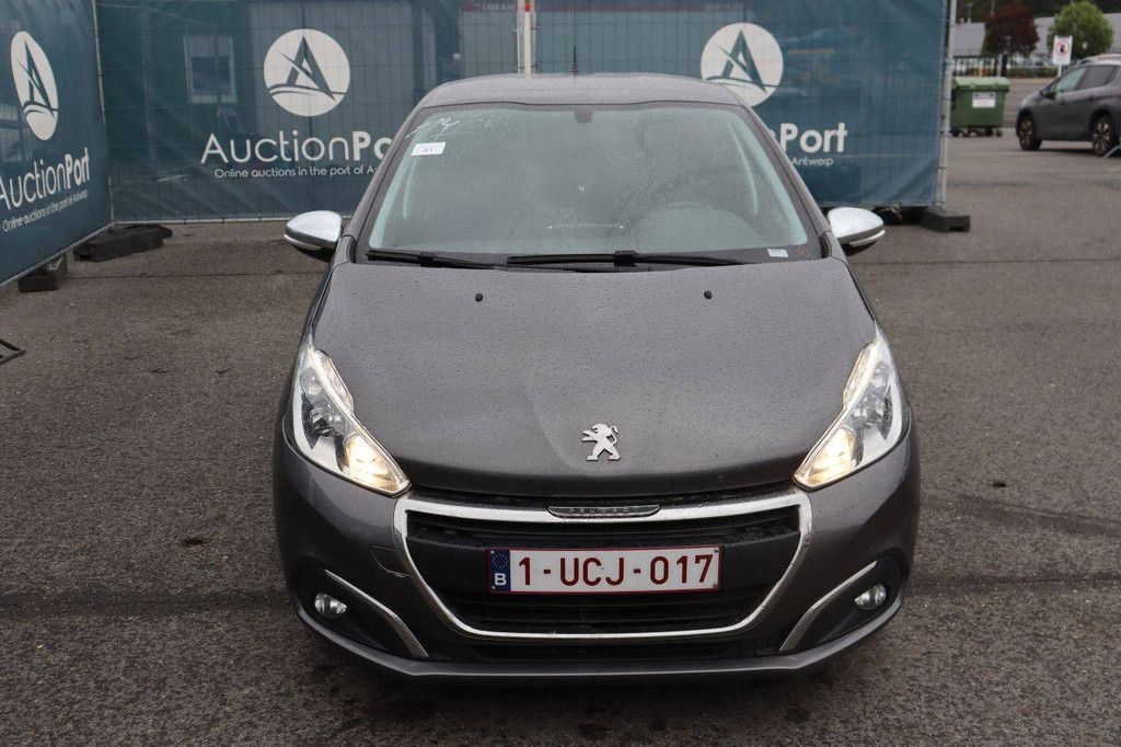 Passenger car Peugeot 208 Petrol 82hp 2018 (Margin)