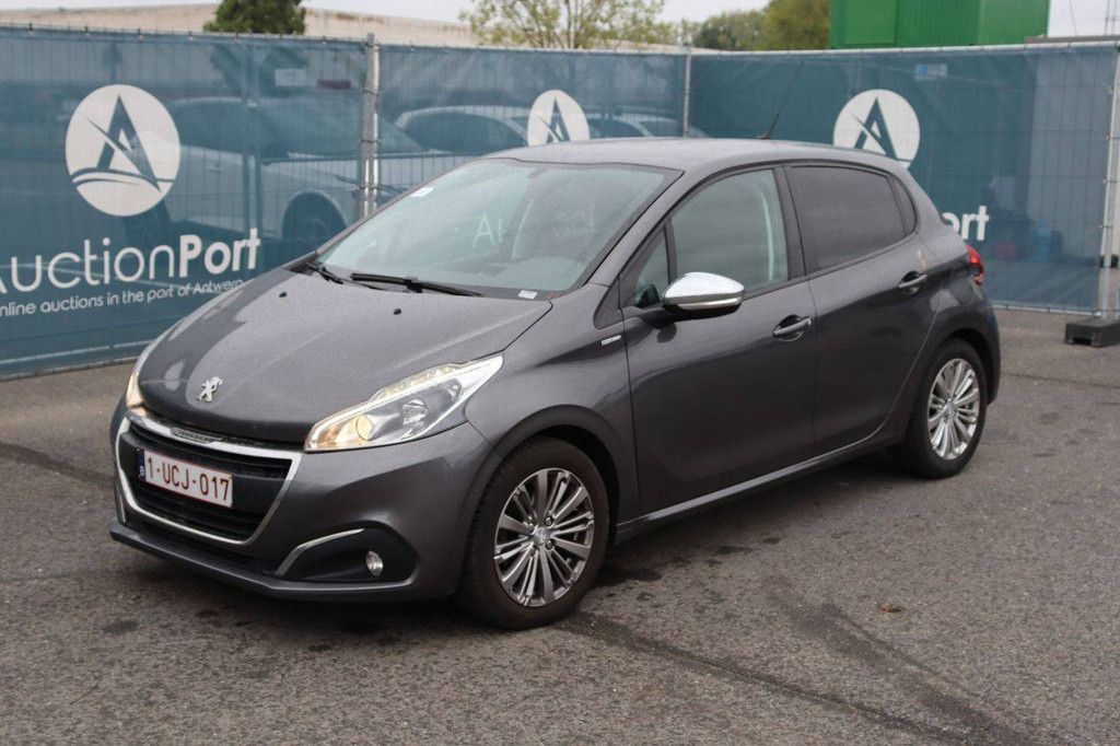 Passenger car Peugeot 208 Petrol 82hp 2018 (Margin)