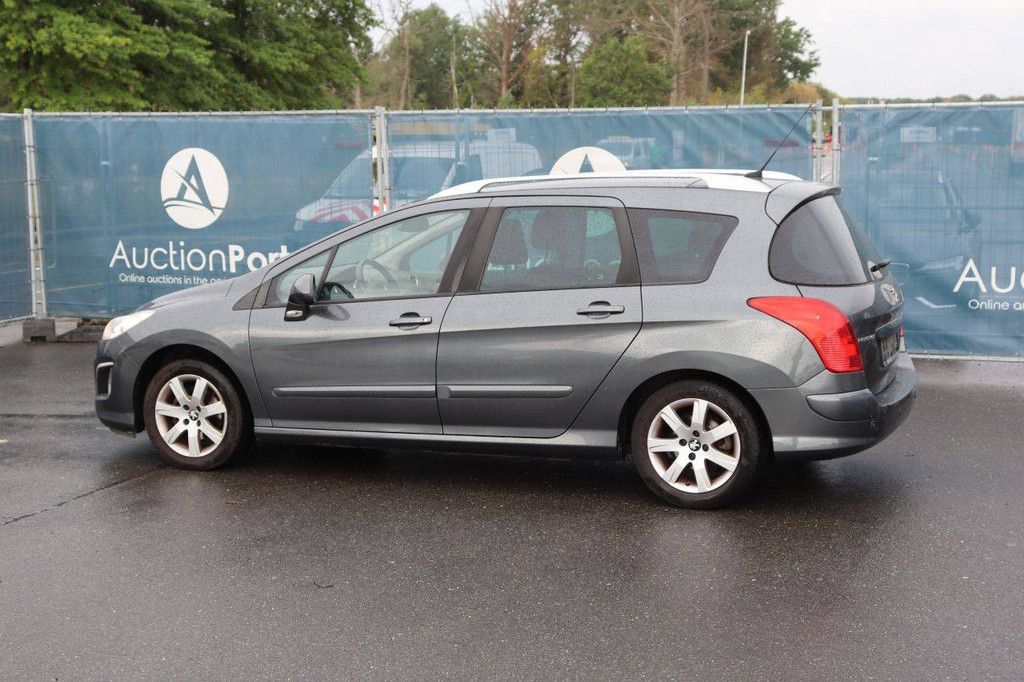 Passenger car Peugeot 308 SW Diesel 92hp 2013 (Margin)