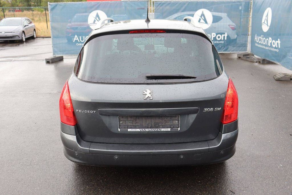 Passenger car Peugeot 308 SW Diesel 92hp 2013 (Margin)