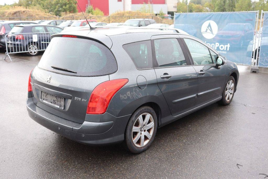 Passenger car Peugeot 308 SW Diesel 92hp 2013 (Margin)