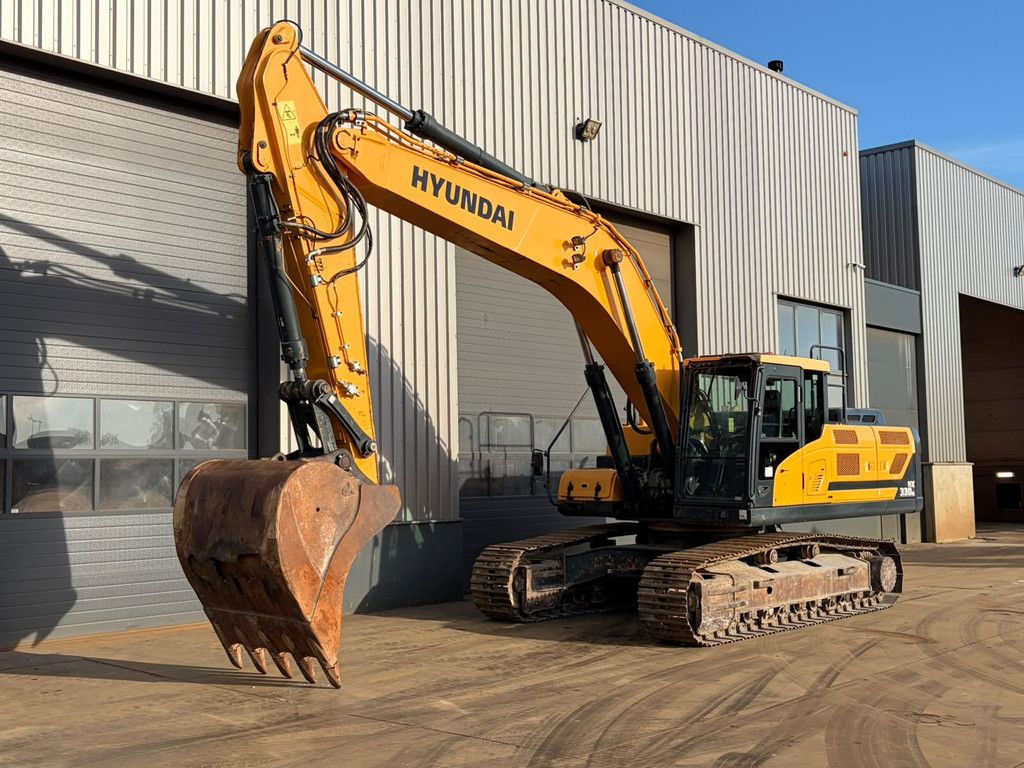 Hyundai HX330NL