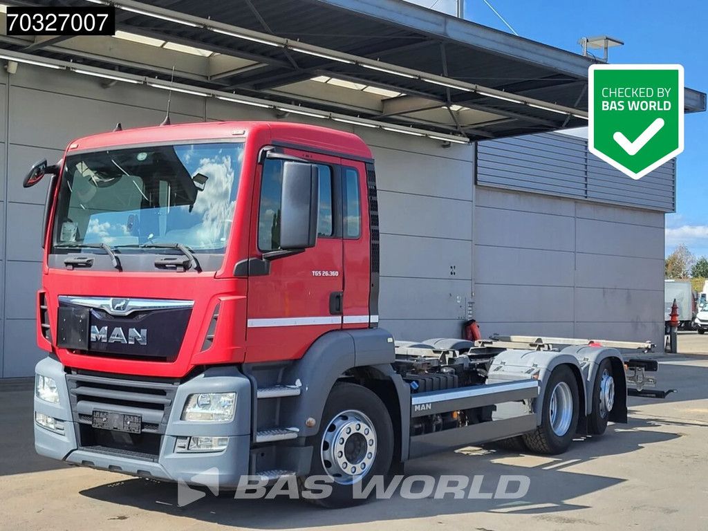 MAN TGS TGS 26.360 6X2 BDF ADR Lift+steering axle Automatic Euro 6