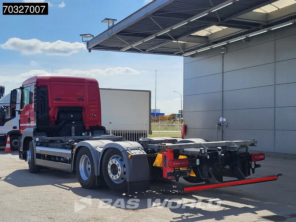 MAN TGS TGS 26.360 6X2 BDF ADR Lift+steering axle Automatic Euro 6
