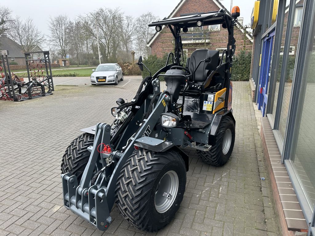 Giant G2500 X-tra HD