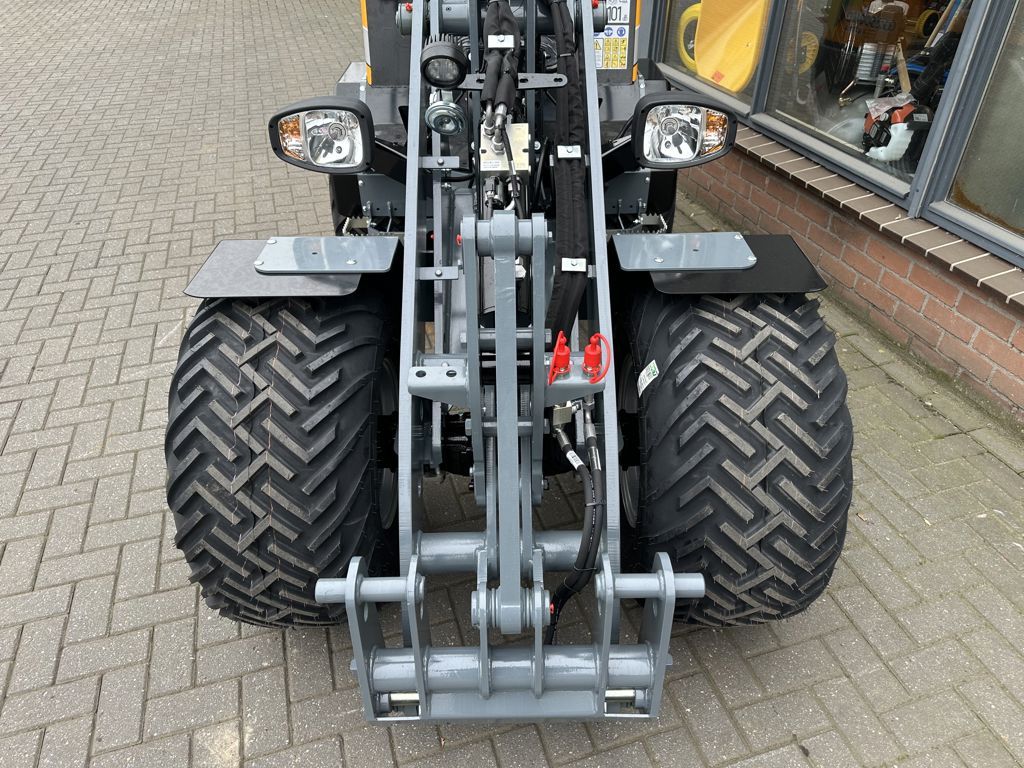 Giant G2500 X-tra HD