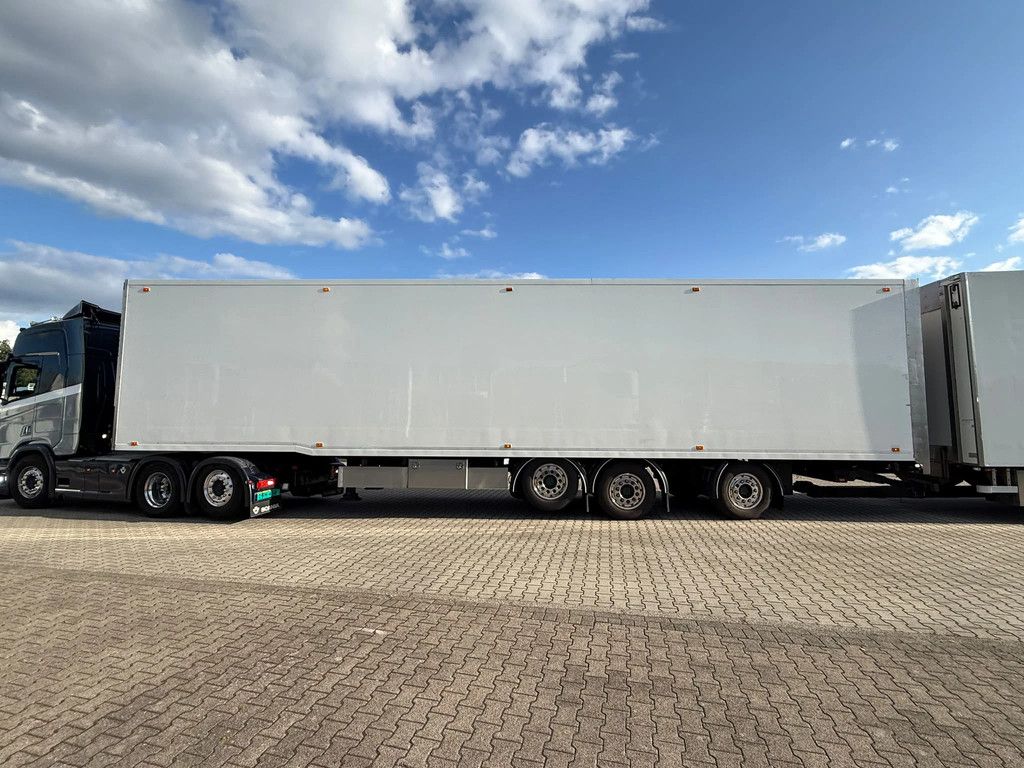 HRD FPLB3Z VAN ECK LZV Combi Mitshubishi TRS Frigo Stuuras