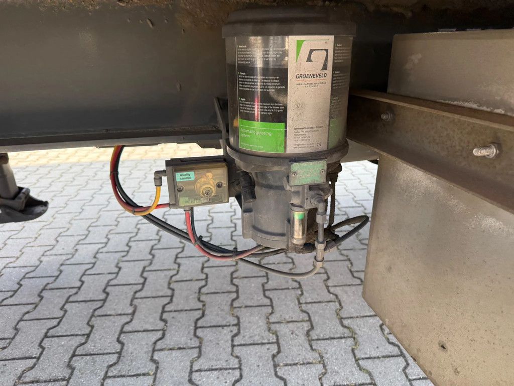 HRD FPLB3Z VAN ECK LZV Combi Mitshubishi TRS Frigo Stuuras