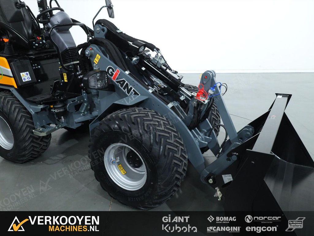 2026 Giant G2700E X-tra HD VK10982