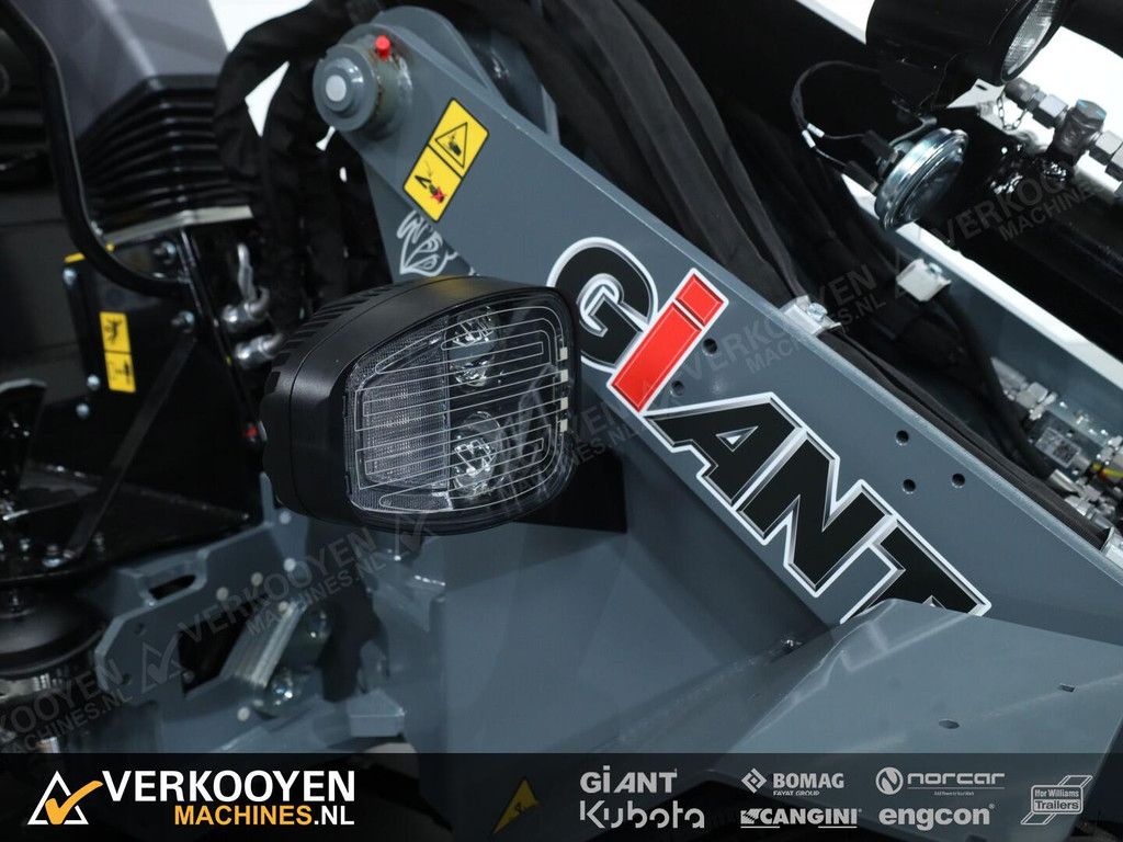 2026 Giant G2700E X-tra HD VK10982