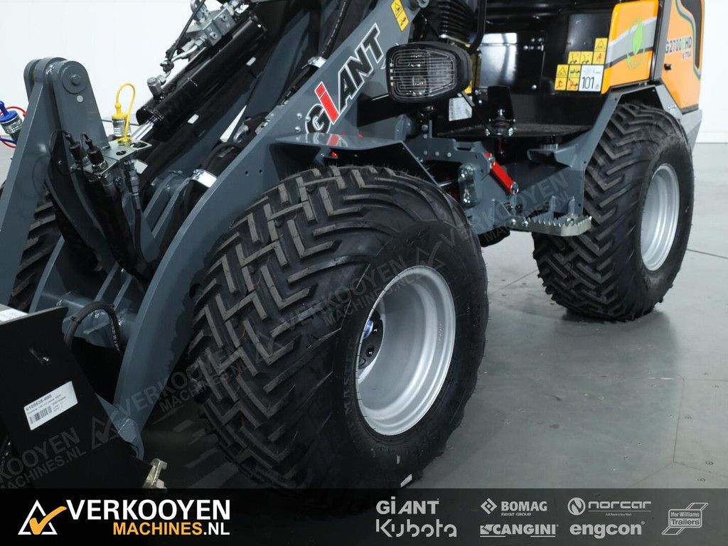 2026 Giant G2700E X-tra HD VK10982