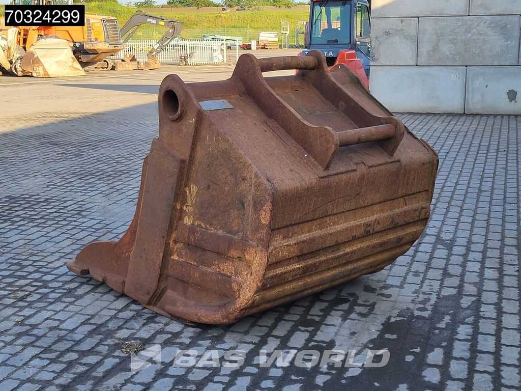 Bucket S70