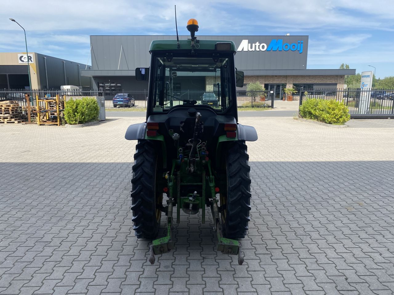 John Deere 5300N