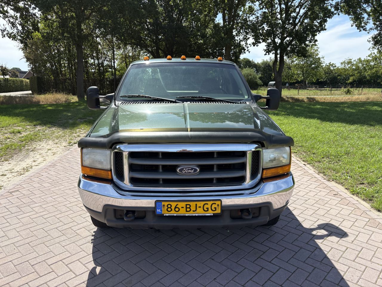 Be trekker 11.7 TON Ford F450 V8 N1