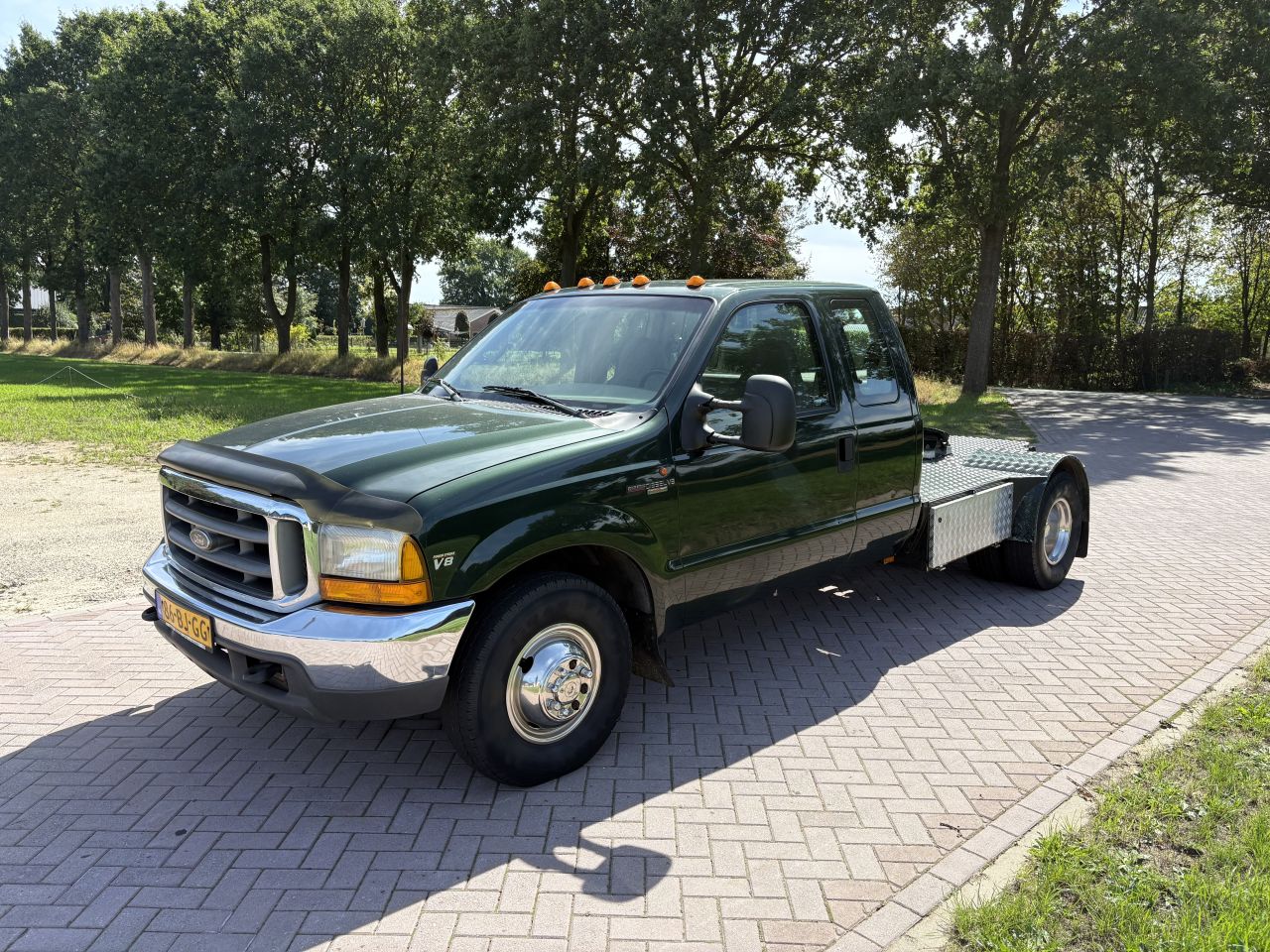 Be trekker 11.7 TON Ford F450 V8 N1