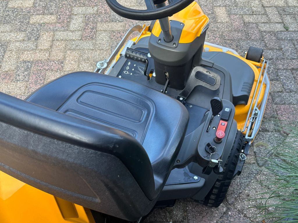 Stiga Park 320pw 2cil. stuurbekr. Gebruikte frontmaaier